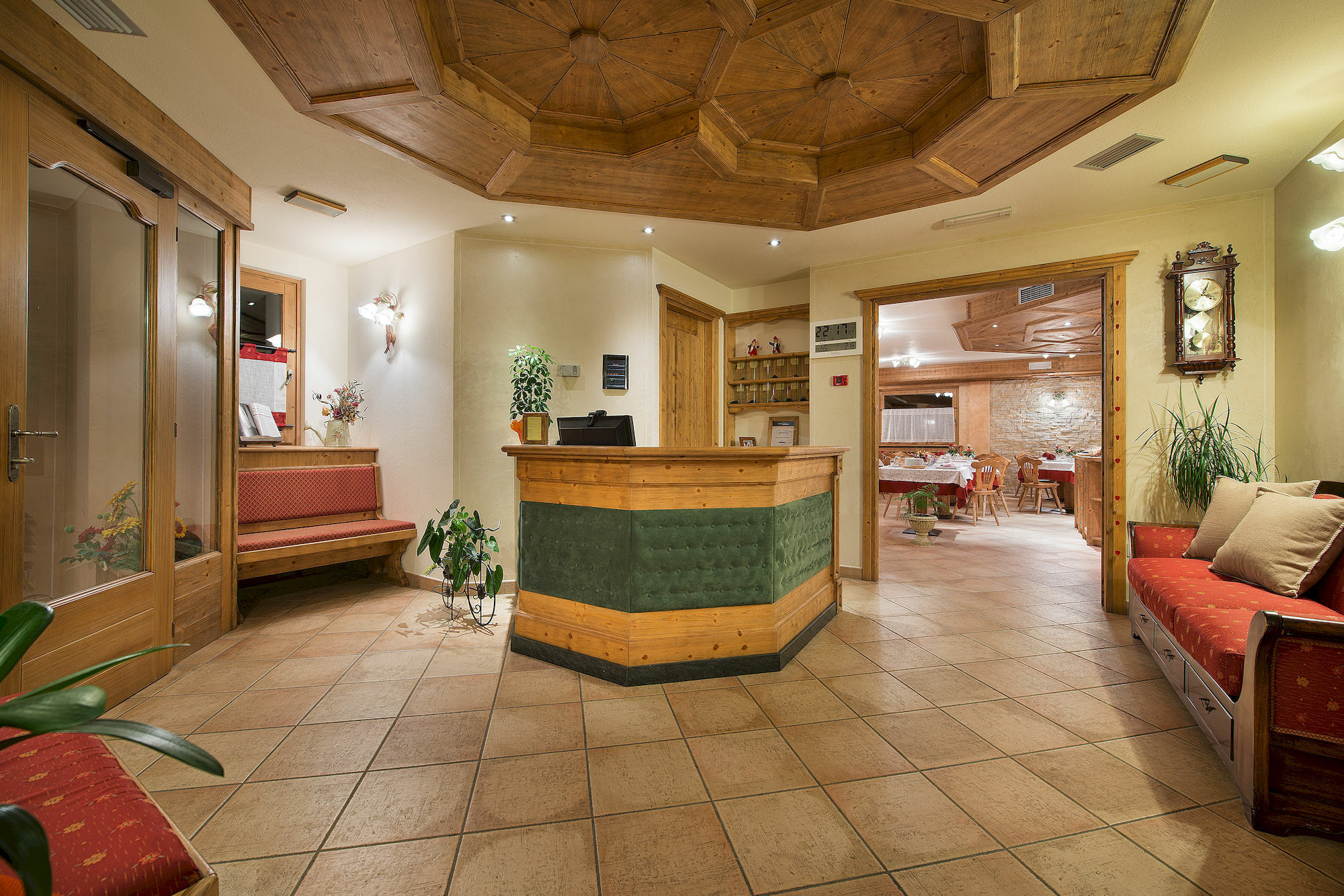 Hotel Garni Costanza 3*